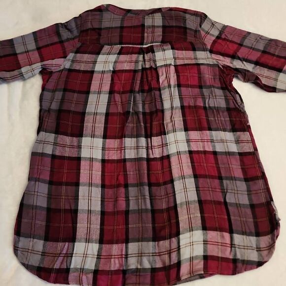 Intro Women's Plus Size 1X V Neck Button Front Maroon Plaid Flannel Top - Picture 11 of 12